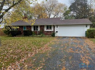 718 Winterhaven Dr, Findlay, OH 45840