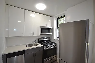 Rented by Silverstein Collection LLC 