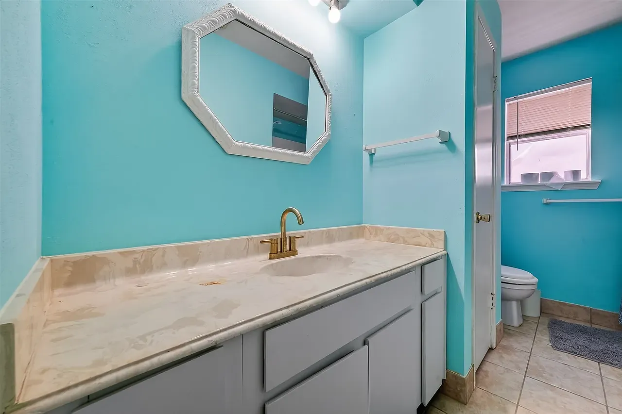3 bed, 2.5 bath, 1700 sqft, $1,499 — Photo 4