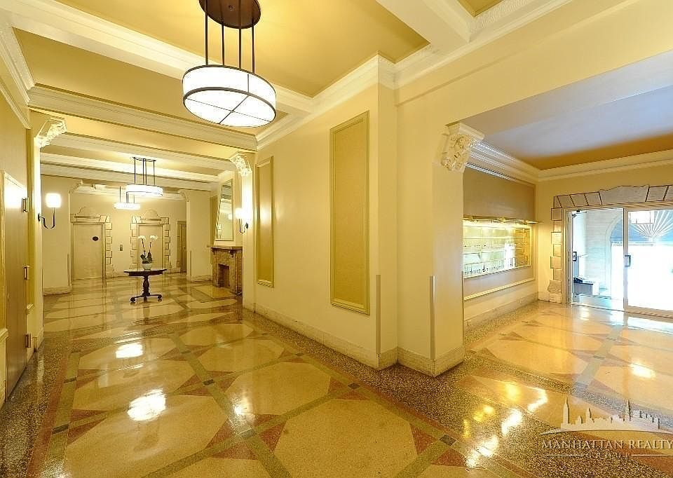 1st image of 166 2nd Ave APT 5J