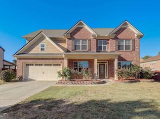 582 Woodburn Ln, Lawrenceville, GA
