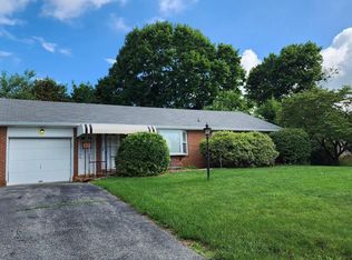 105 Raypaula Dr, Shrewsbury, PA 17361