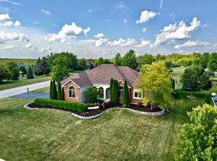 940 Dakota Dr, Woodstock, IL 60098