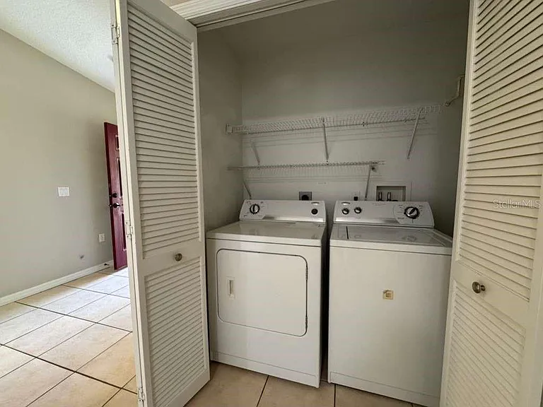2866 Club Cortile Cir #B — Photo 17