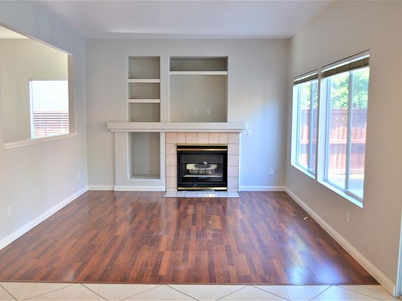 2nd image of 675 Sonoma St