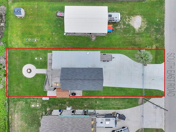5th image of 888 East Rd