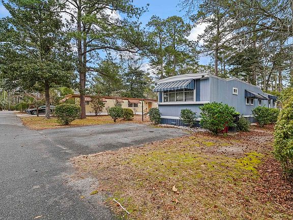 2nd image of 2975 Montgomery Trail