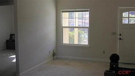 One bedroom on each side of living area for some nice separation.
