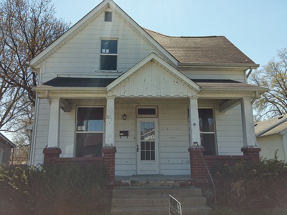 3rd image of 821 Fair Ave