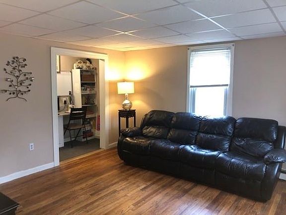 3rd image of 425 South St