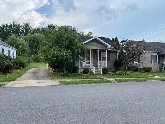3rd image of 705 Vermont Ave