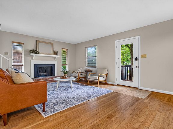 3rd image of 2335 Huron St