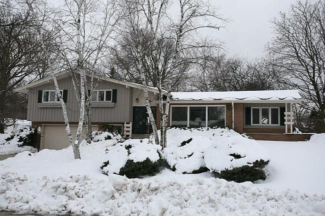 1st image of 2325 W Bernard Ln