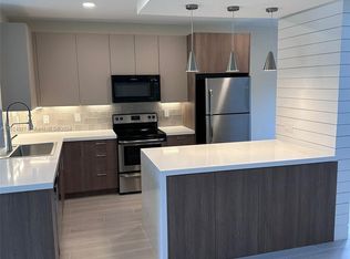 16204 Emerald Cove Rd, Fort Lauderdale, FL 33331