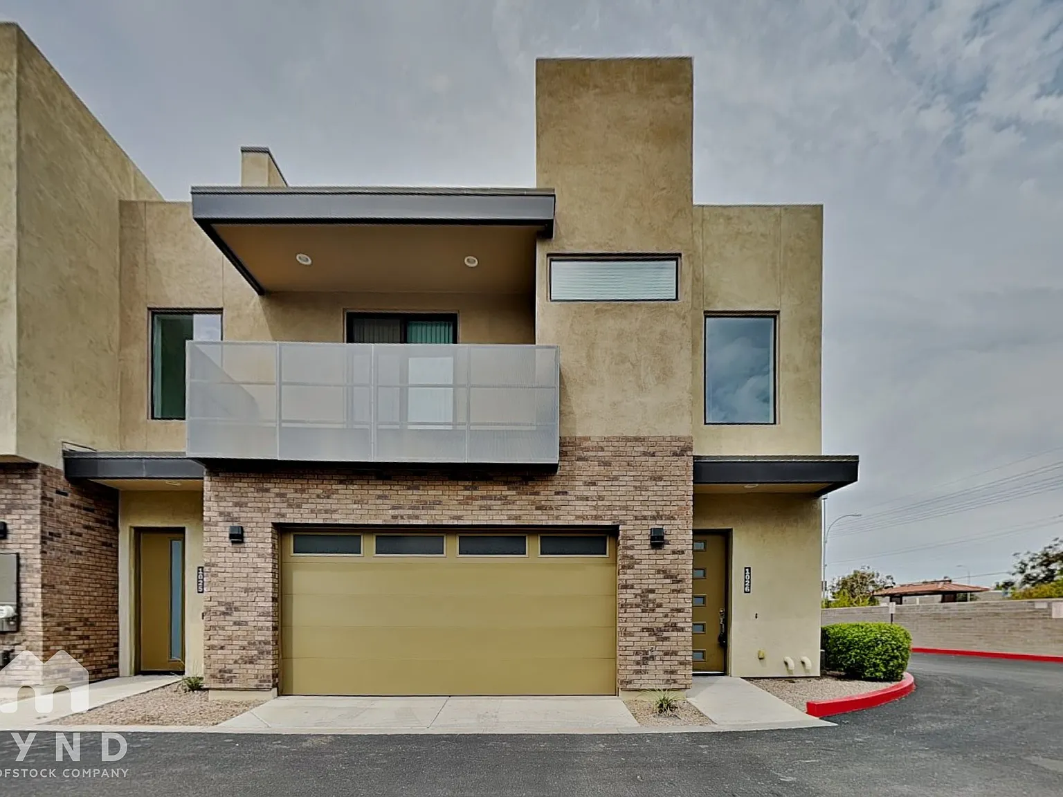 3 bed, 3.5 bath, 1839 sqft, $2,715 — Photo 1