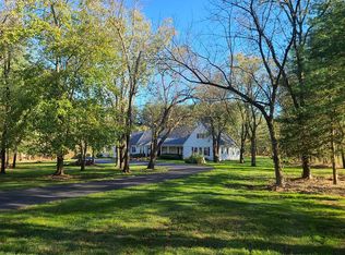 29 Arneytown Hornerstown Rd, Cream Ridge, NJ 08514