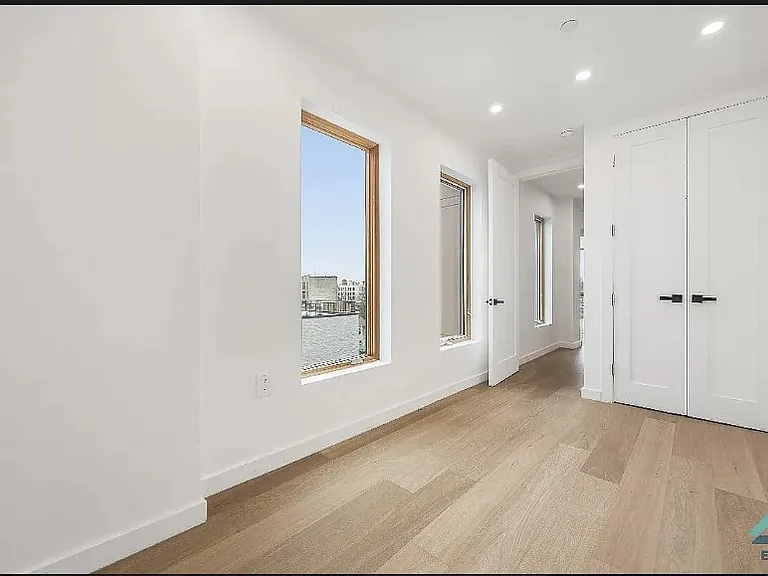 3216 Glenwood Rd #3C — Photo 4