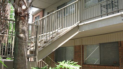 1st image of 2201 Driscoll St APT 02