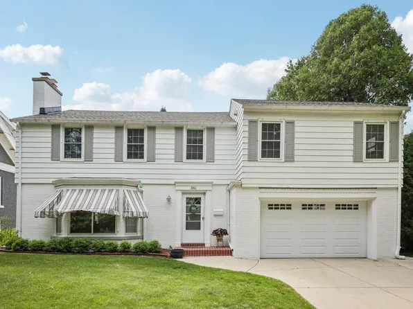 5961 North Lake DRIVE, Whitefish Bay, WI 53217