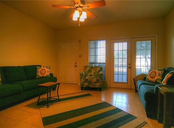 4th image of 1933 Island Cir