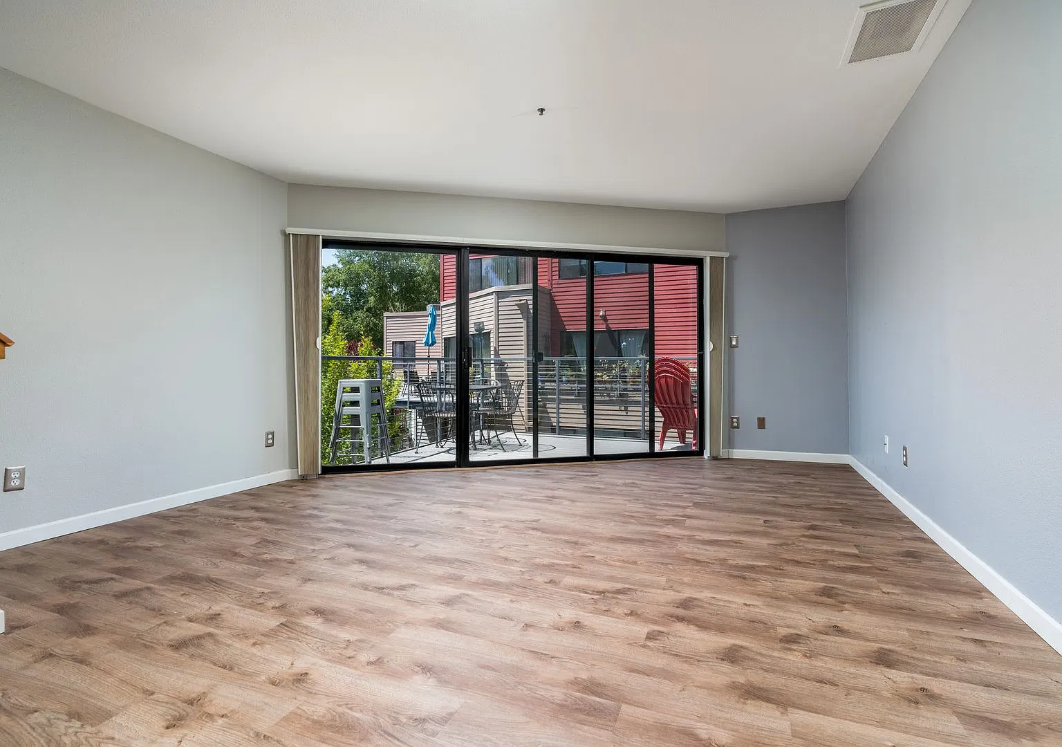 Condo: $1600 Rent - 1 bed/1 bath — Photo 2