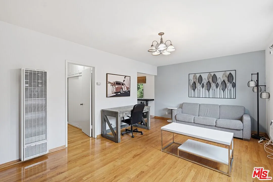 Studio, 1.0 bath, 400 sqft, $1,750 — Photo 4