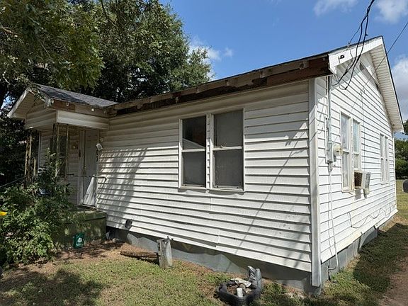 2nd image of 407 Julius St