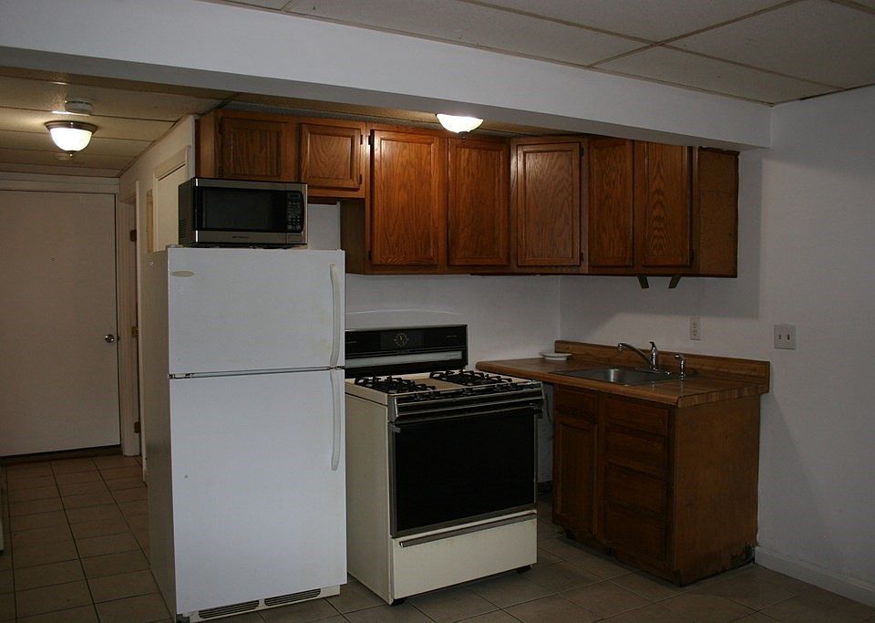 215 Chelmsford St UNIT 2, Chelmsford, MA 01824 Zillow