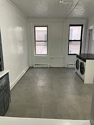 Rented by Bouklis Group