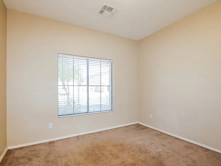 13425 W Gelding Dr — Photo 11