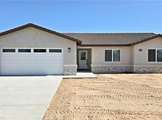 21415 Kenora Ct, Apple Valley, CA 92308