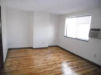 3 bed, 1.0 bath, $3,025 — Photo 4
