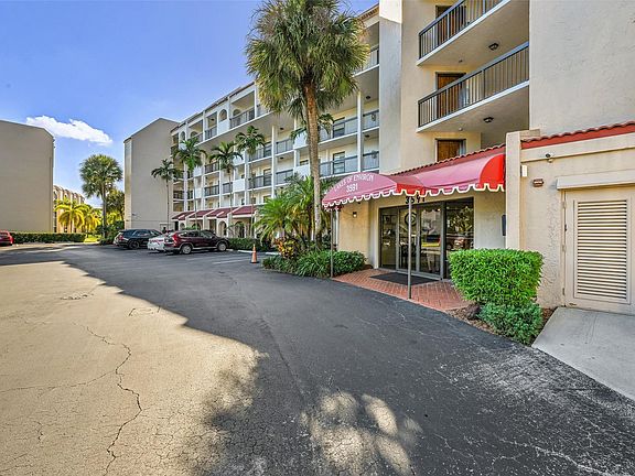 5th image of 3591 Environ Boulevard #A305