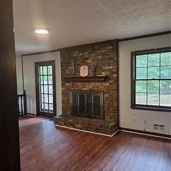 2206 Country Club Dr SE — Photo 10