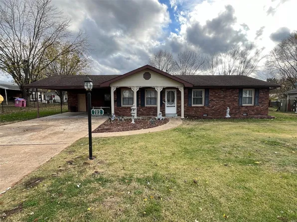 702 W Walnut St, Desloge, MO 63601