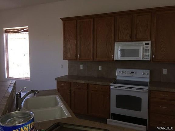 3rd image of 2923 Fort Silver Dr