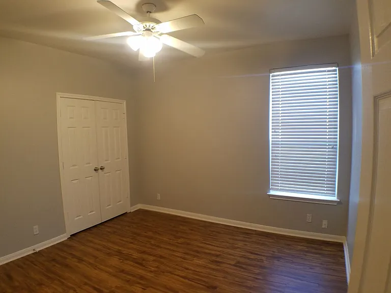 2502 Allred Dr — Photo 24