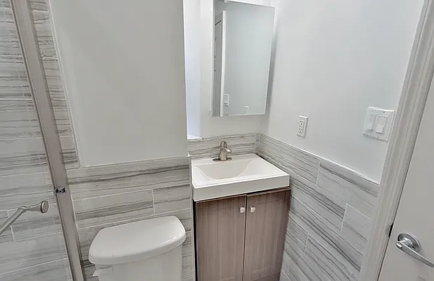 Rented by REAL New York | media 33