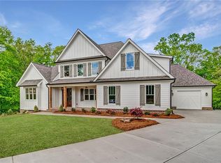 216 Sawyers Farm Dr, Waleska, GA 30183