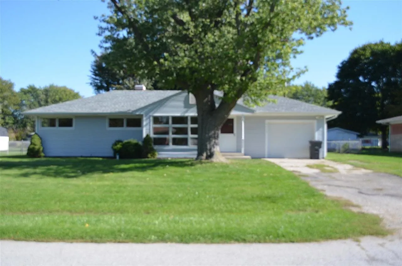 3115 Orleans Dr photo 1