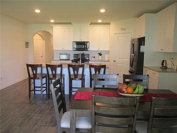 2nd image of 35789 Hillbrook Ave