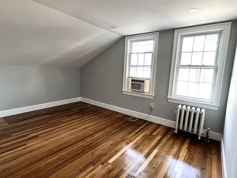 35 Wilmarth Rd — Photo 9