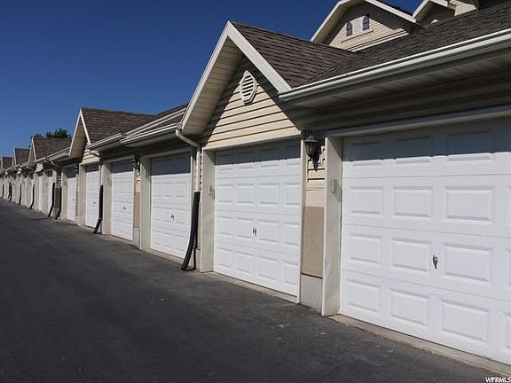 2nd image of 2113 N Aurora Way Unit 7