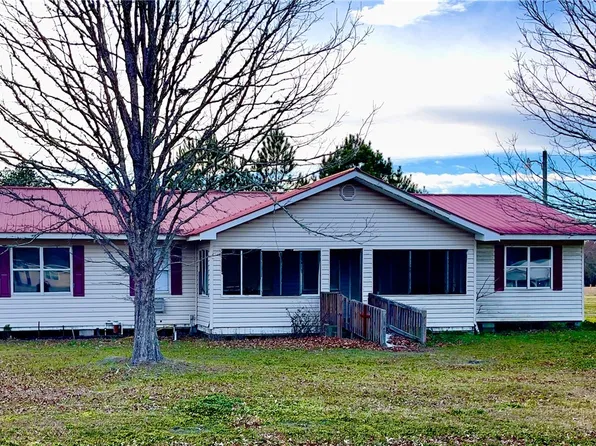 3732 West Dr, Blackshear, GA 31516