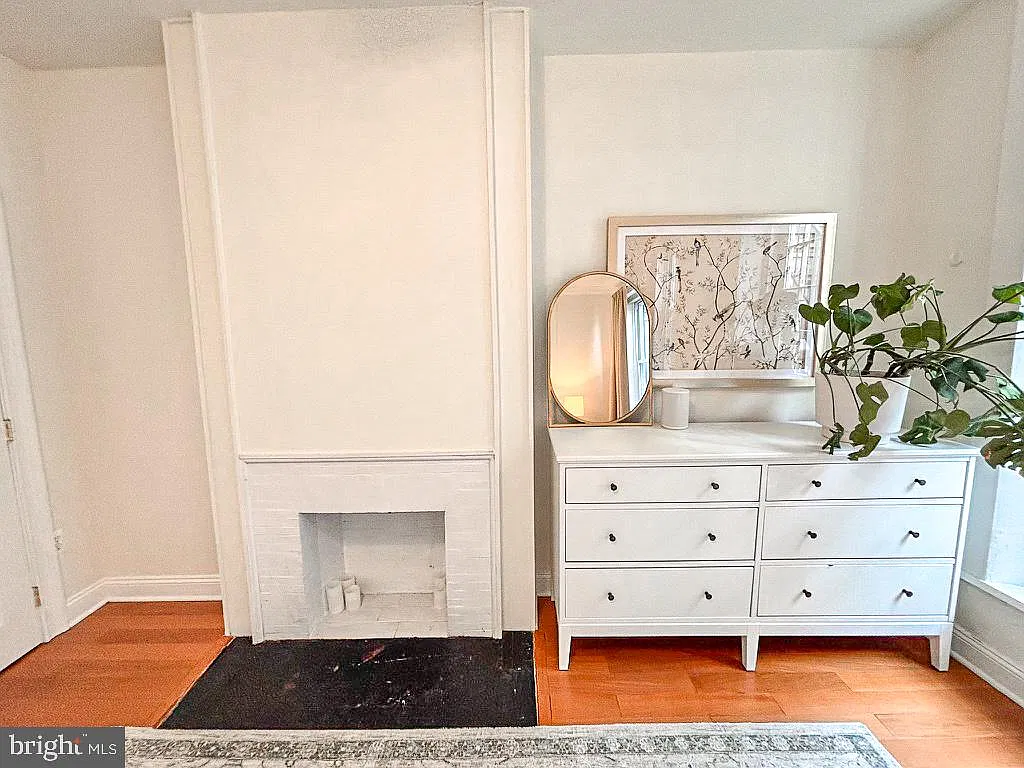 1 bed, 1.0 bath, 768 sqft, $2,200 — Photo 4