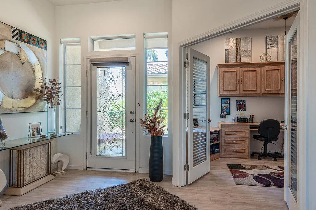 2 bed, 1707 sqft, $3,500 — Photo 3