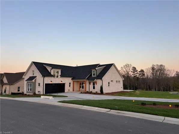 179 New Forest Dr, Winston Salem, NC 27107