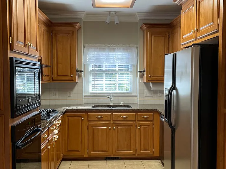 3602 French Woods Rd — Photo 6