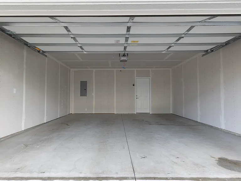 3153 Clover Ridge Dr — Photo 22