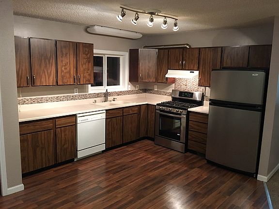2nd image of 2907 Horseshoe Way